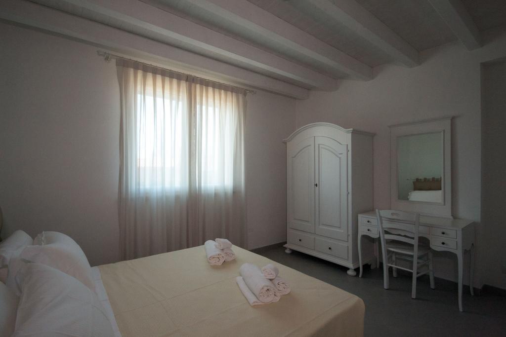 La Residenza Del Golfo Aparthotel Puntone di Scarlino Exteriör bild